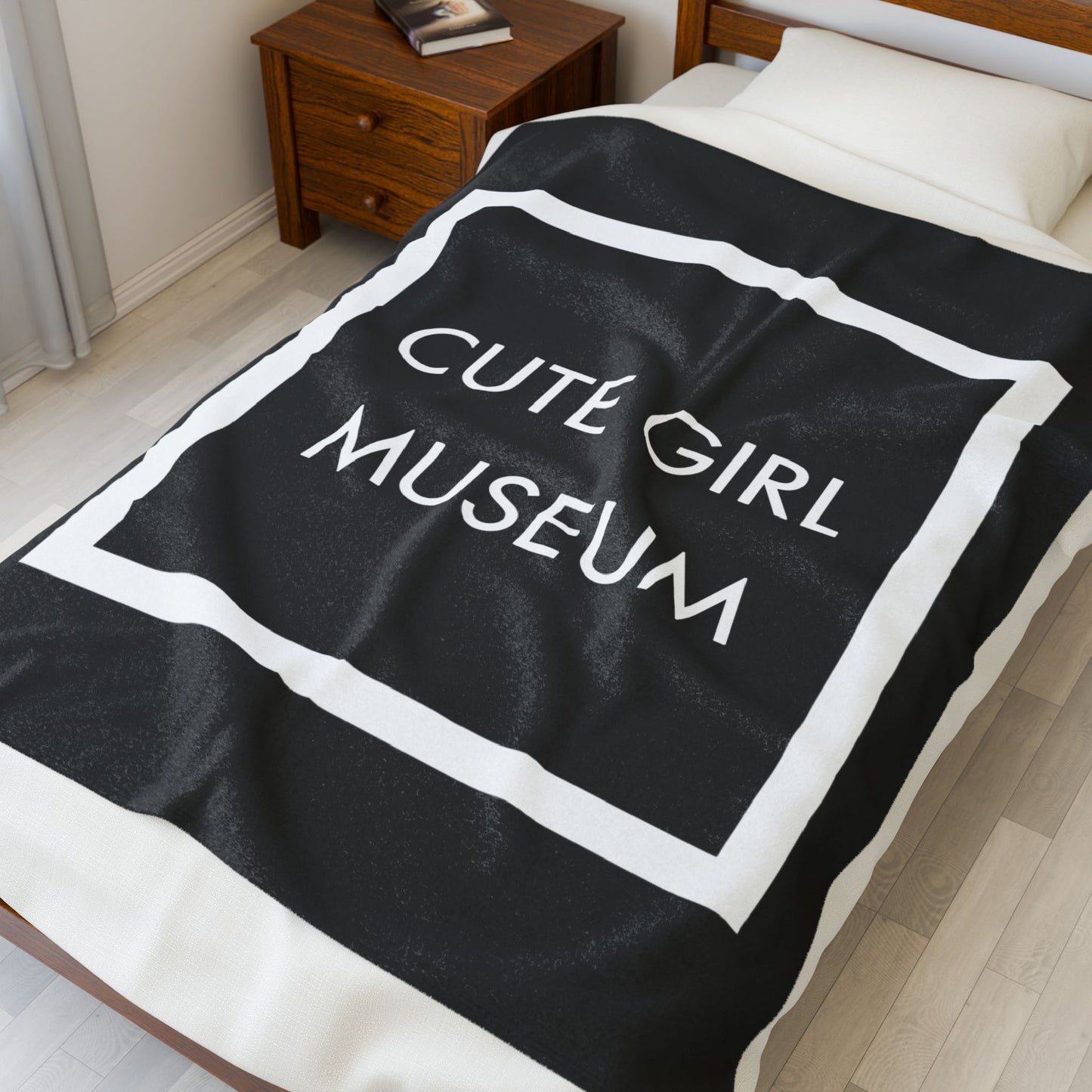 CGM Cute Girl Box Logo Velveteen Plush Blanket
